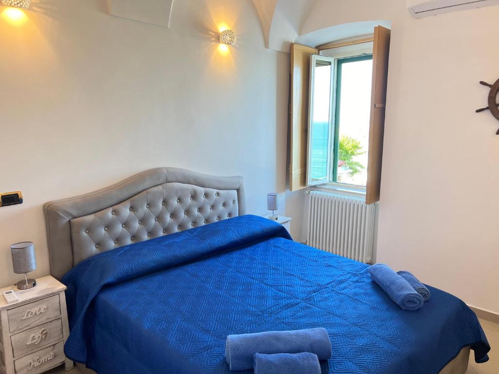 The Best, Sea, Old town, and sunrise view Apartment with balcony - 5