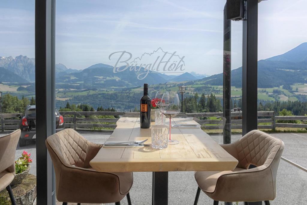 Hotel und Alpen Apartments - Bürglhöh - 3