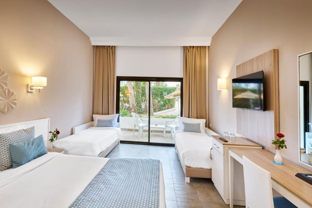 Nozha Beach Resort & Spa — Hotel rooms in Hammamet, Nabeul