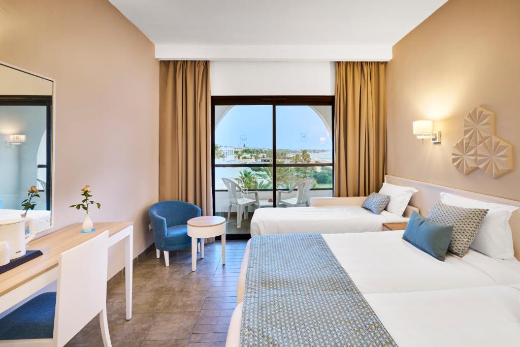 Nozha Beach Resort & Spa — Hotel rooms in Hammamet, Nabeul