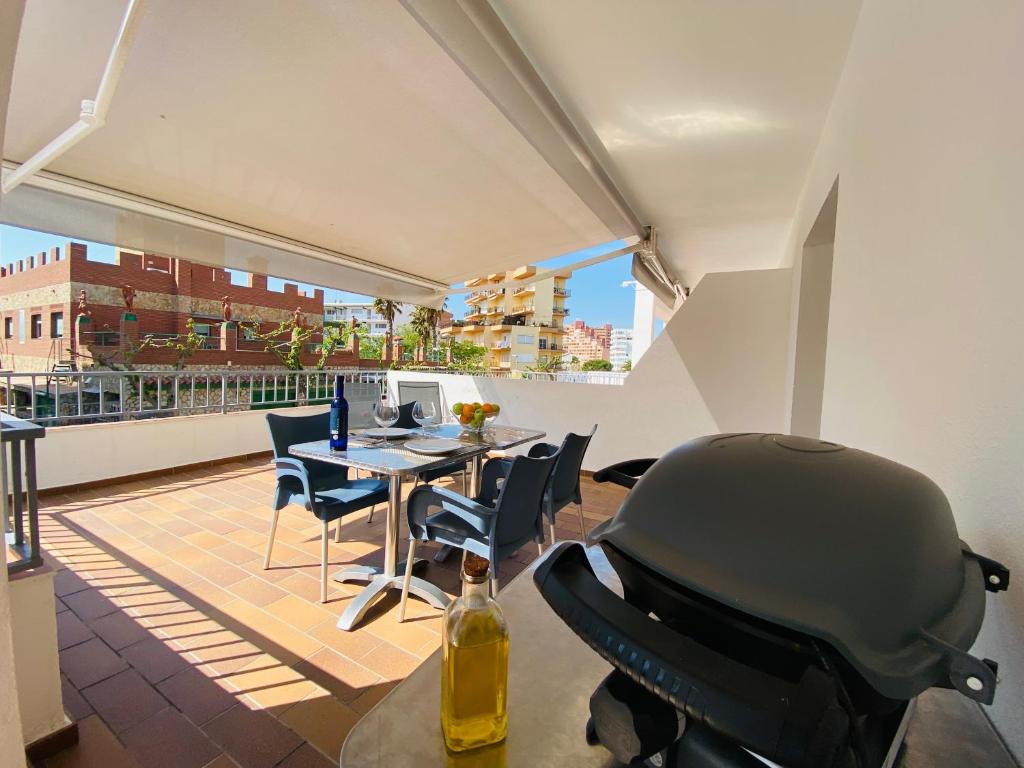 APARTAMENTOS AQUARIUM 1B TERRAZA 25 m2 - 2