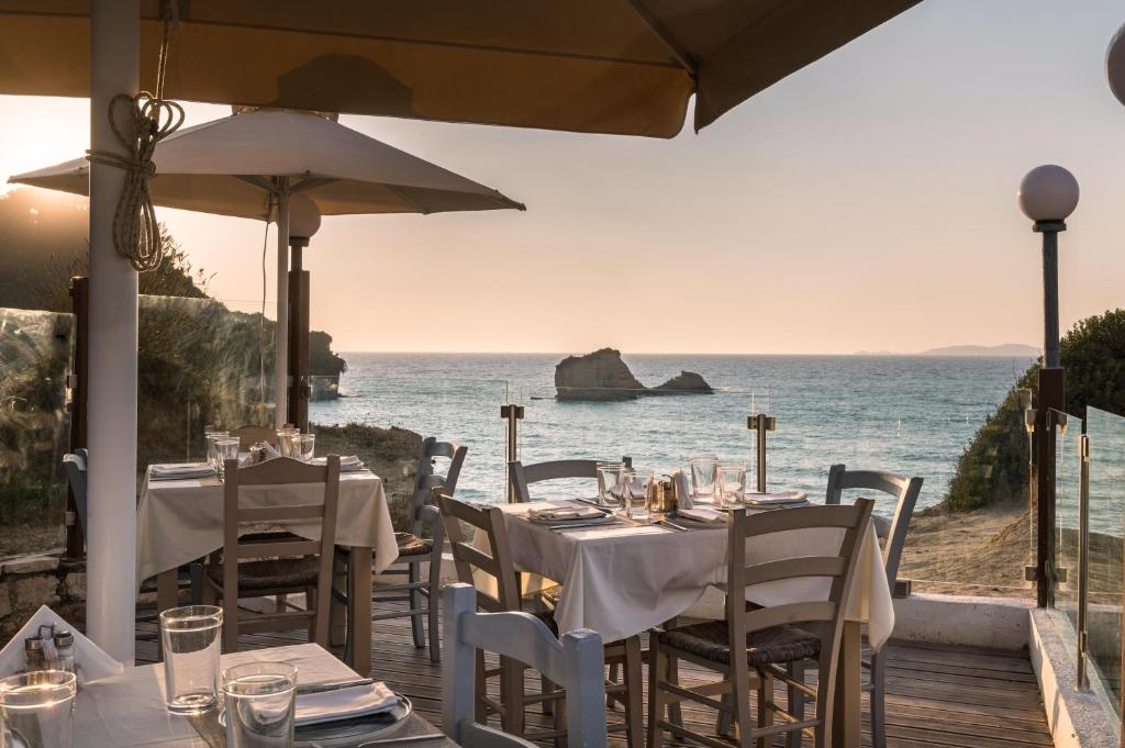 Akron Seascape Resort レストラン