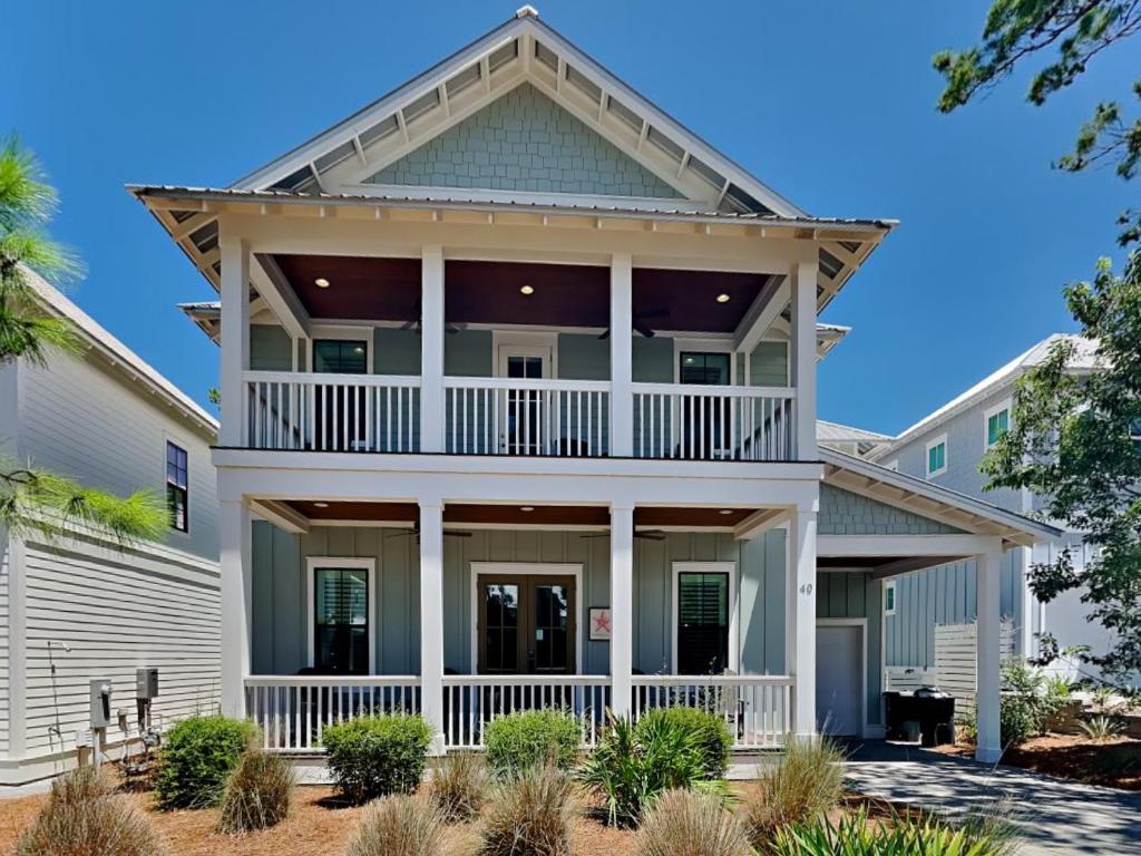 Starfish Sanctuary, Blue Mountain Beach