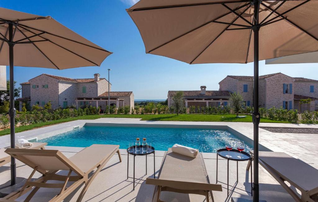 Stunning Home In Bale With Wifi, Bale