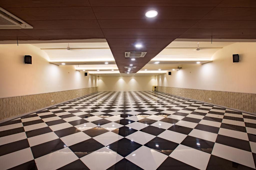 Banquet hall, Bhakti Dham in Vrindavan