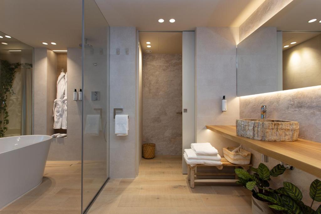 XULOS Rooms & Suites - 4