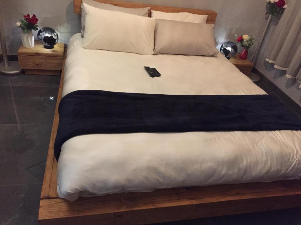 The Concept, Centurion