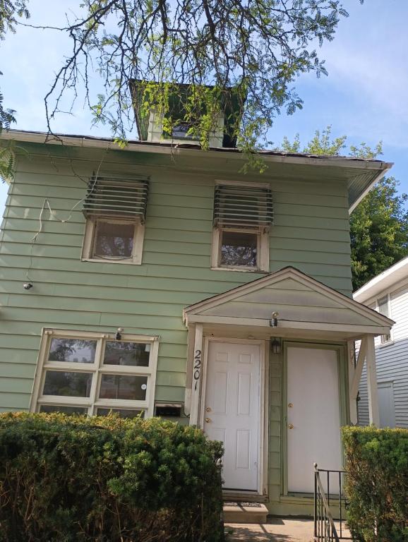 Magnolia APT 1, Lansing