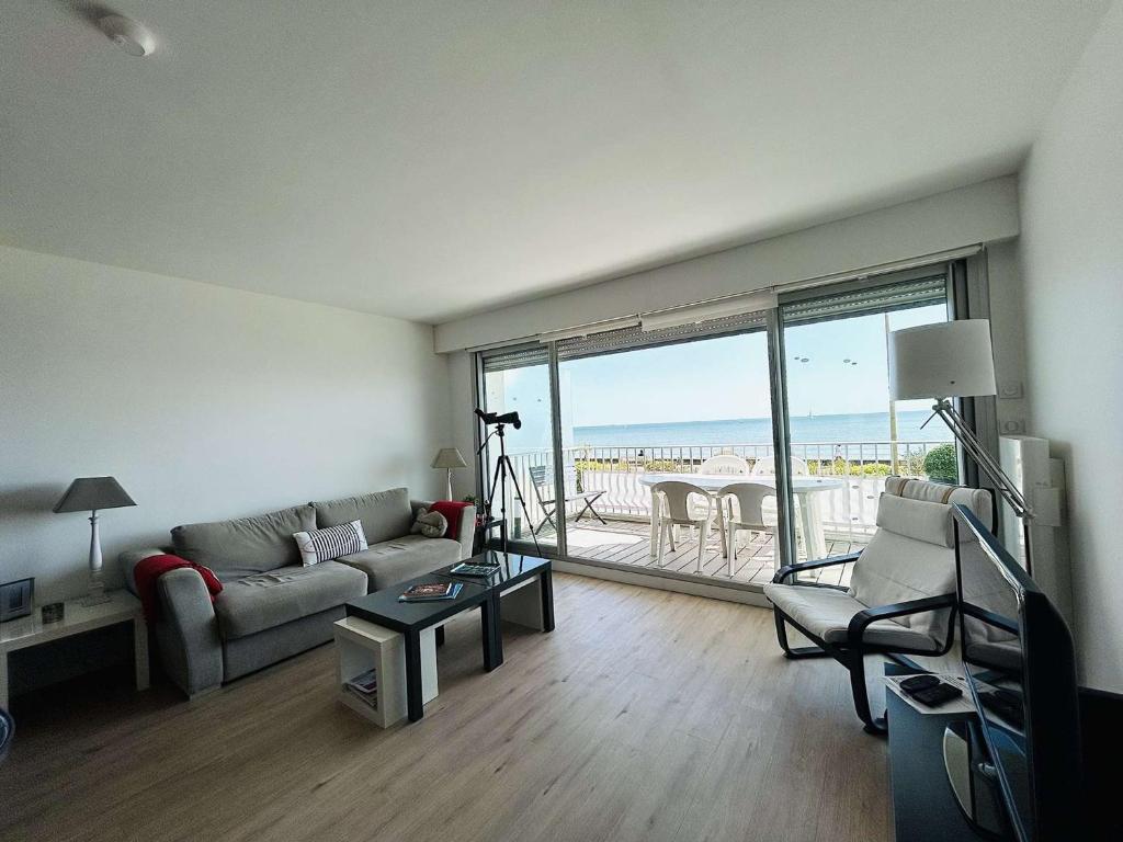Moderne 3P avec terrasse, face mer, La Baule - FR-1-245-209 - 2