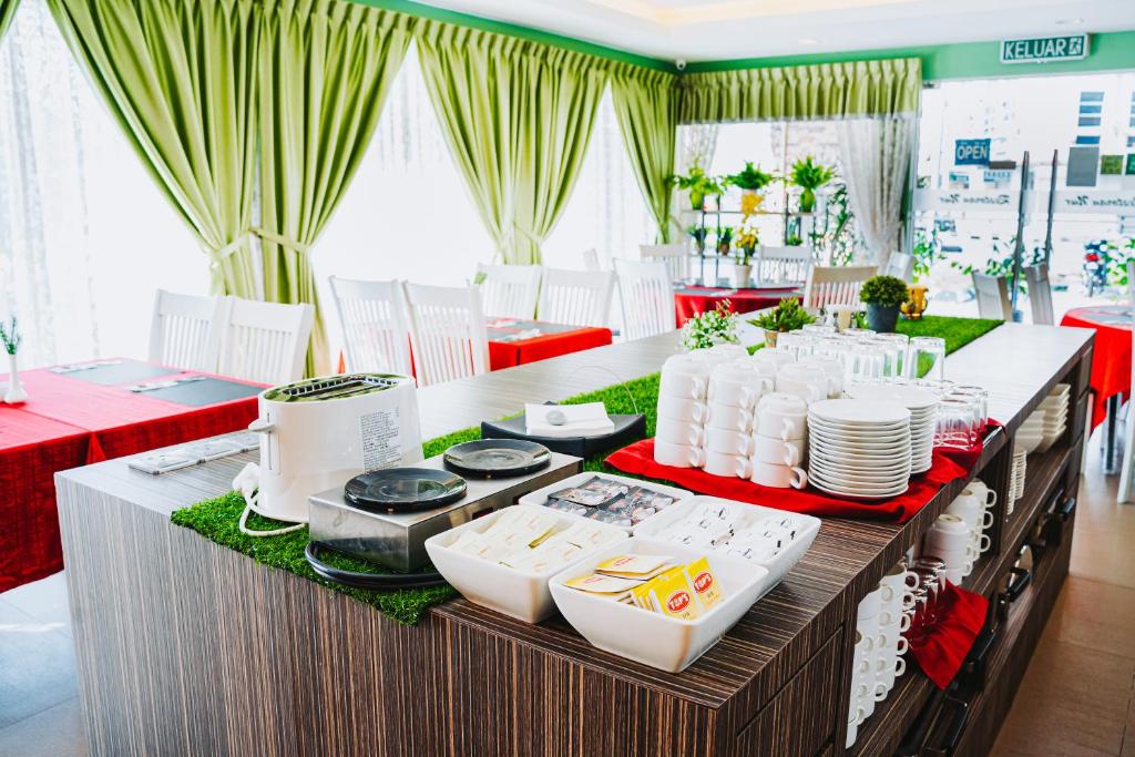 Restaurant, Hotel Nur Miri in Miri