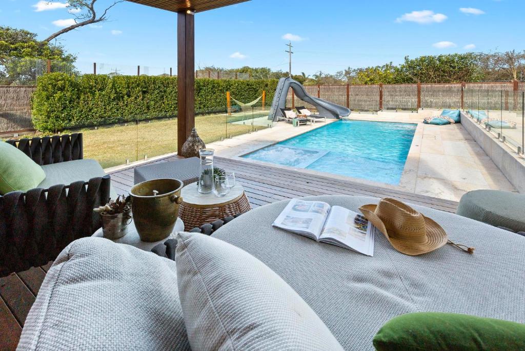 Paradise By The Bay - Gas Heated Pool, Spa & Waterslide, Rye