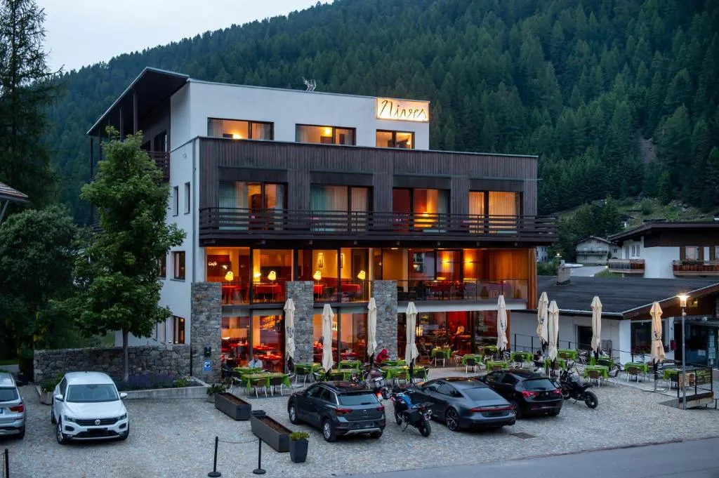 Bed & Breakfast Hotel Nives, hotel in Solda