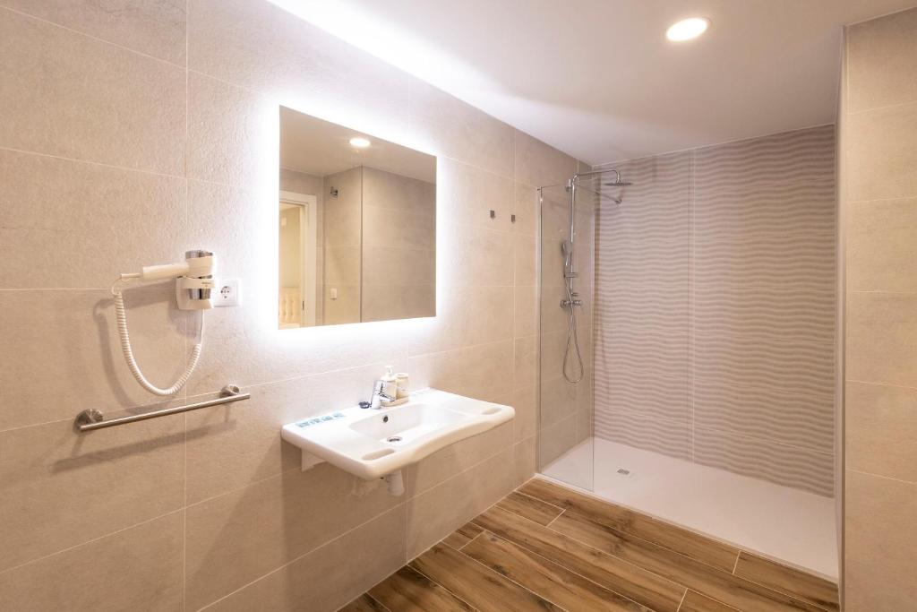 Cortes Suites by Concept Flats - 4