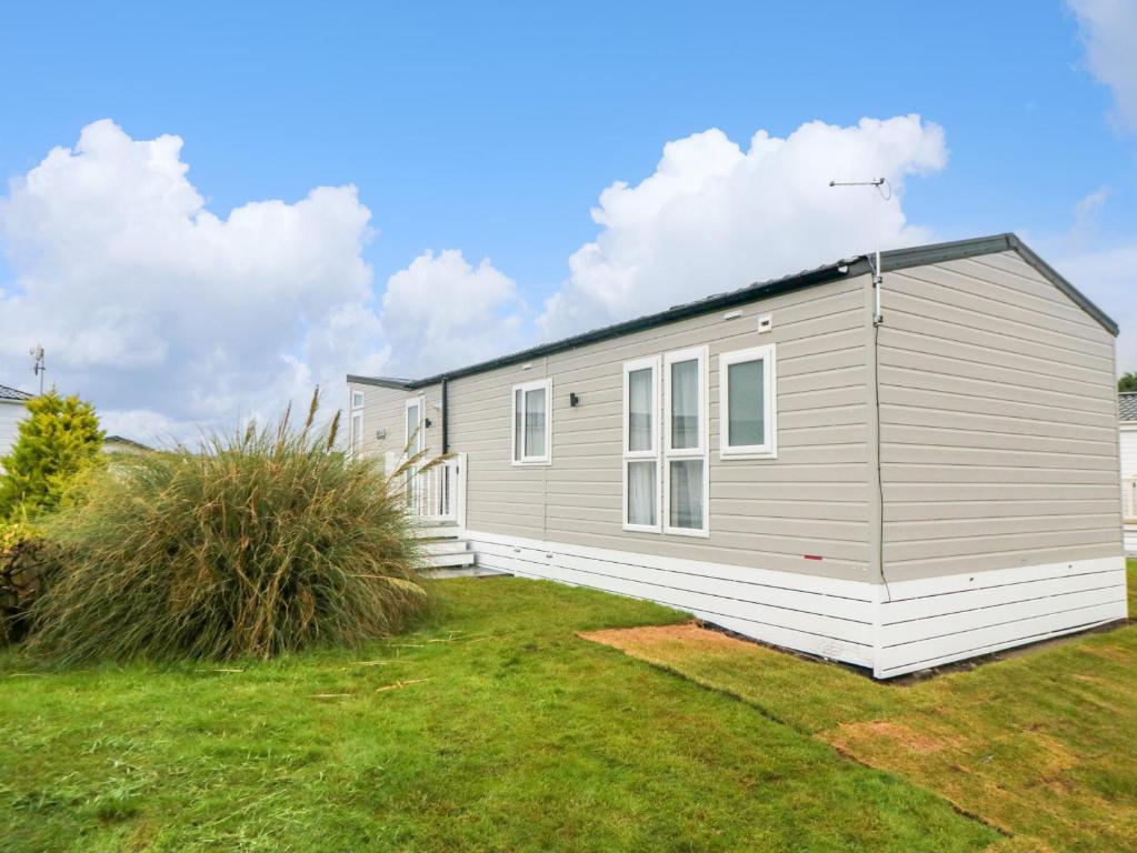 Finch 65, Scarborough