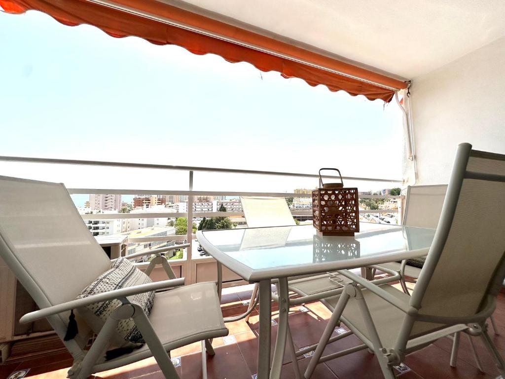 EUR - Apartamento con vistas mar, Torremolinos