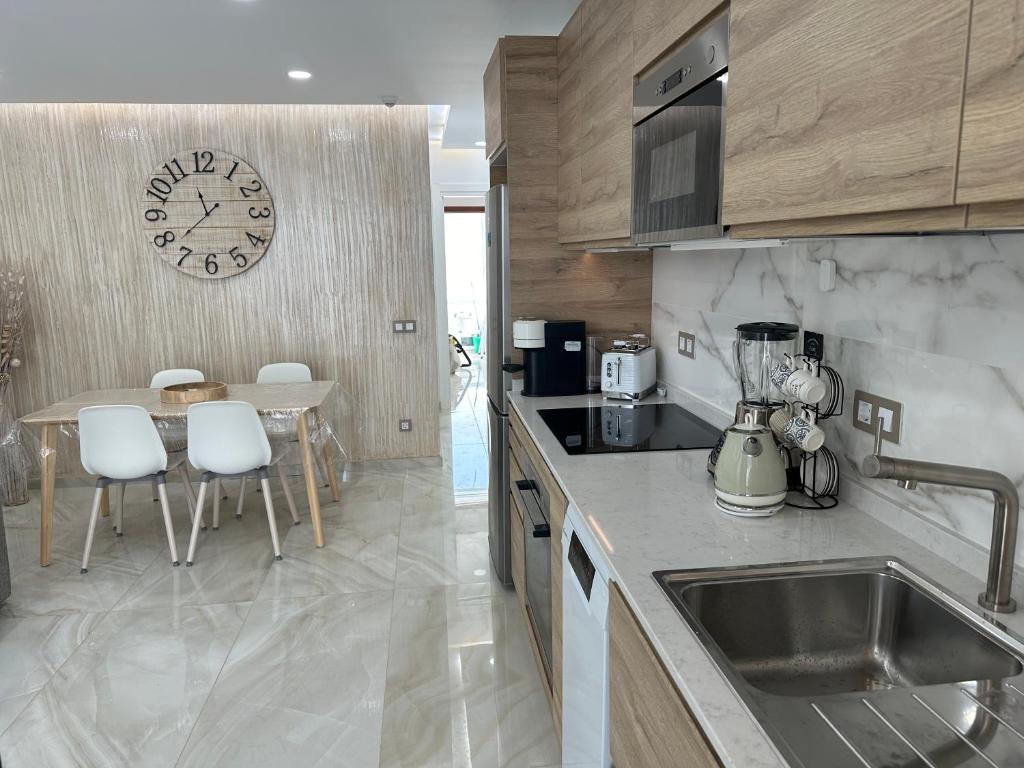 BAMBOO CHIC APARTMENT PLAYA DEL INGLES - 2