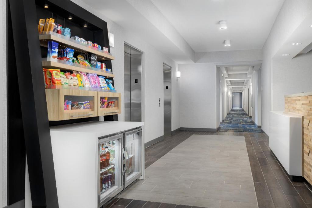 Hampton Inn Louisville-Airport (Fair & Expo Center) フロント・ロビー