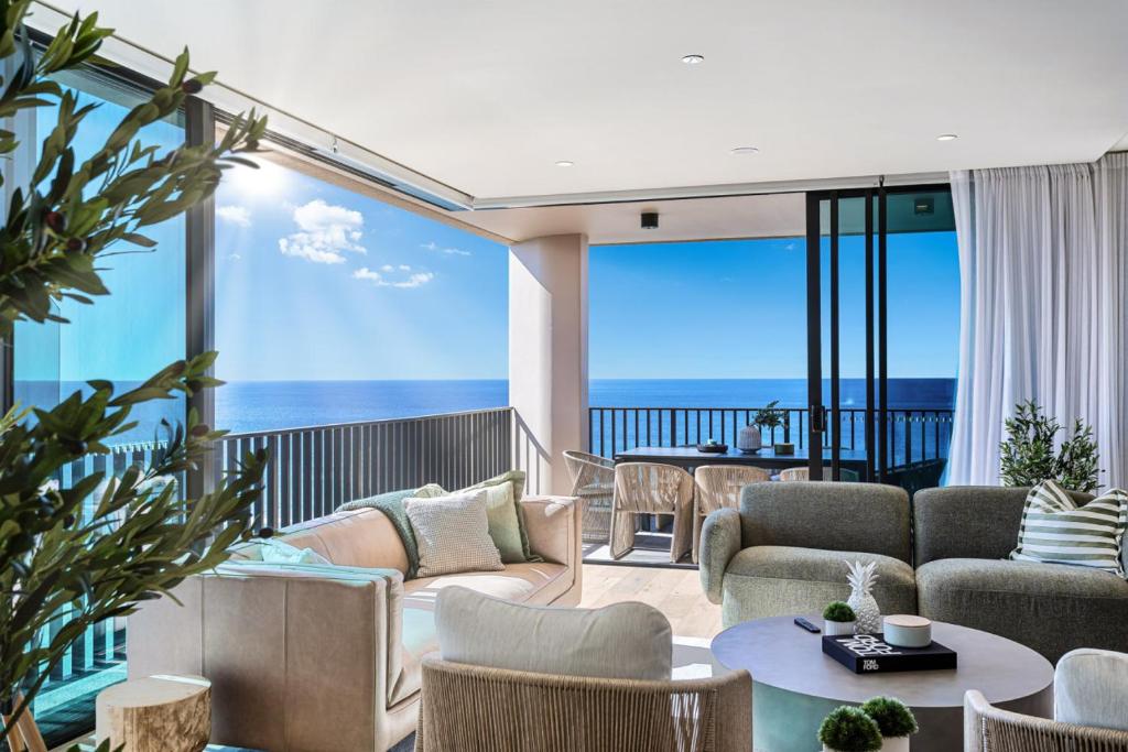 Panoramic Penthouse Views, Gold Coast