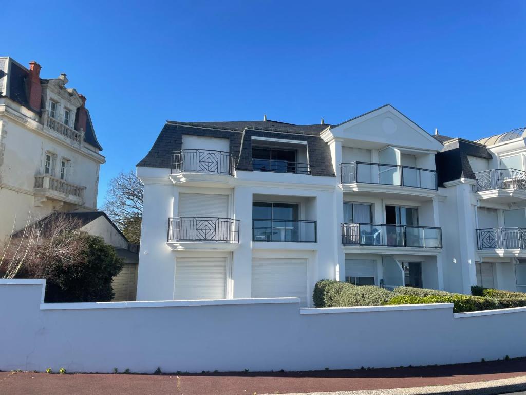 appartement vue mer sur la corniche ST Hilaire de riez résidence Sémaphore - 3