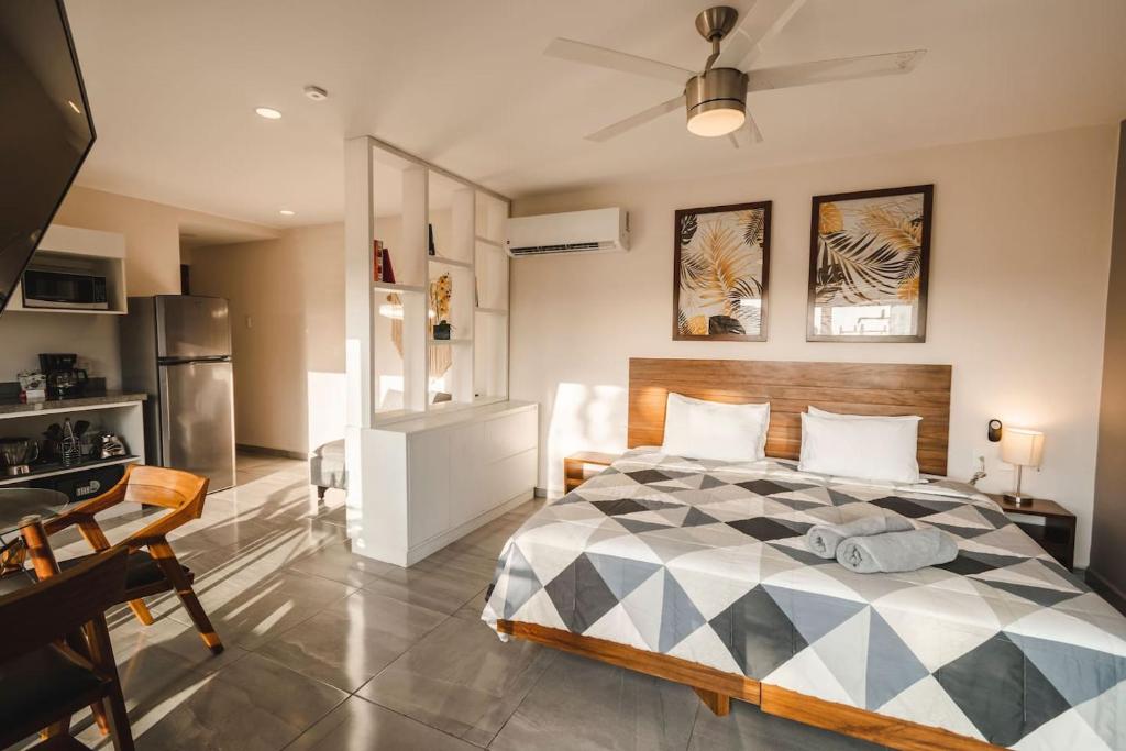 Estudio, Wifi, Tv, Cocina, Gym, Alberca, Seguridad, Playa del Carmen