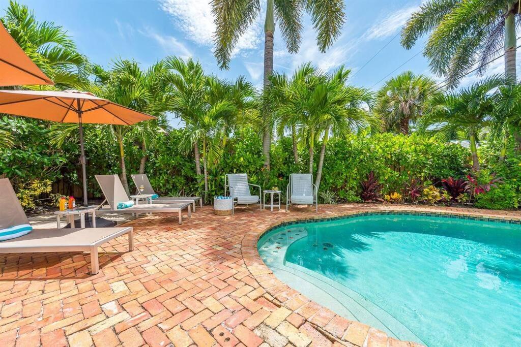 Flamingo Park Tranquility, West Palm Beach