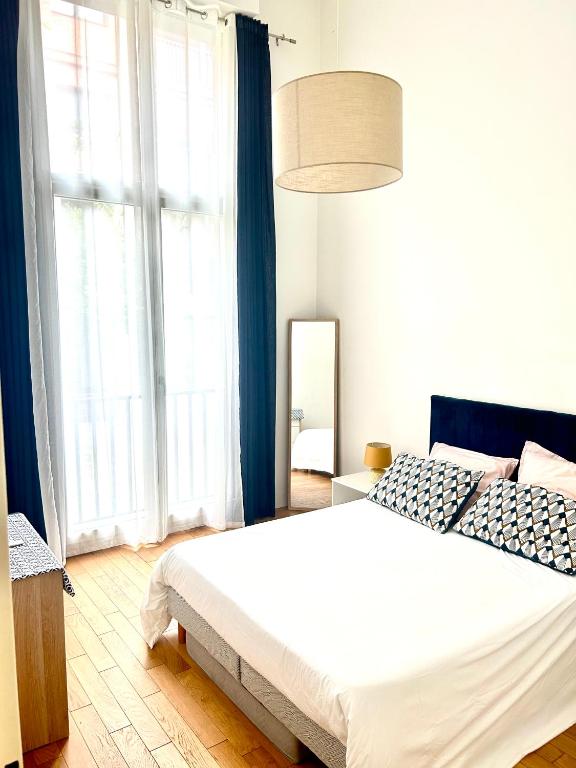 High Value up to 4pp apt La Defense & Champs Elysees, Puteaux