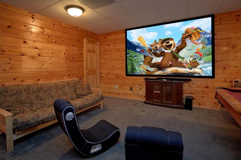 Moonshiners View, Gatlinburg