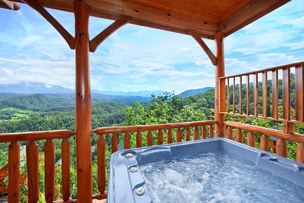 Summit Views (#74) Holiday home, Sevierville