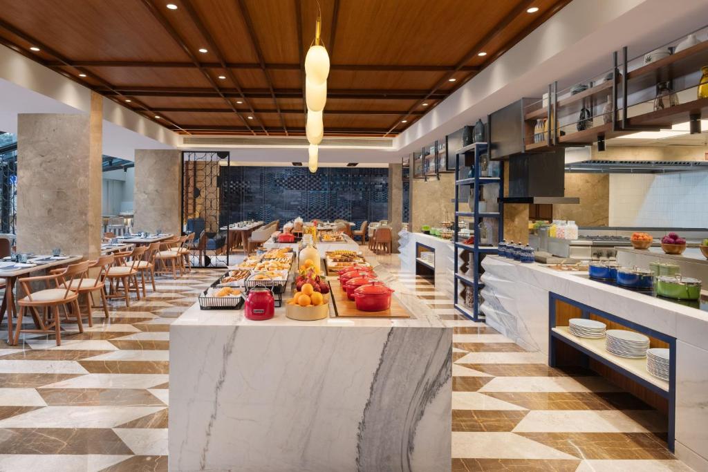 코트야드 바이 메리어트 고아 콜바