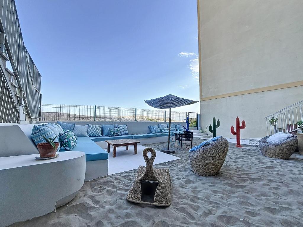 Appartement Rénové sur la Plage à Carnon, Terrasse & Parking - 1