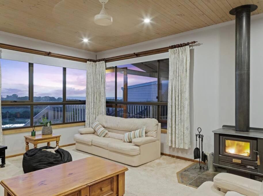 Saltwater Views, Cowes