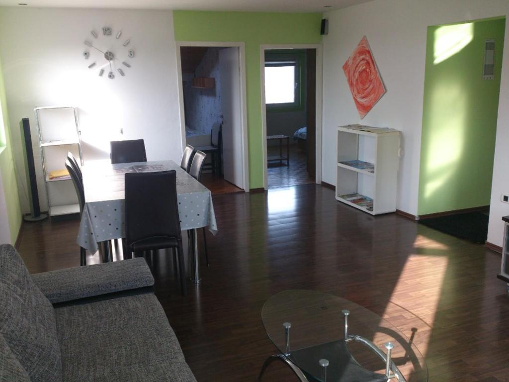 Private room in the apartment, Koper