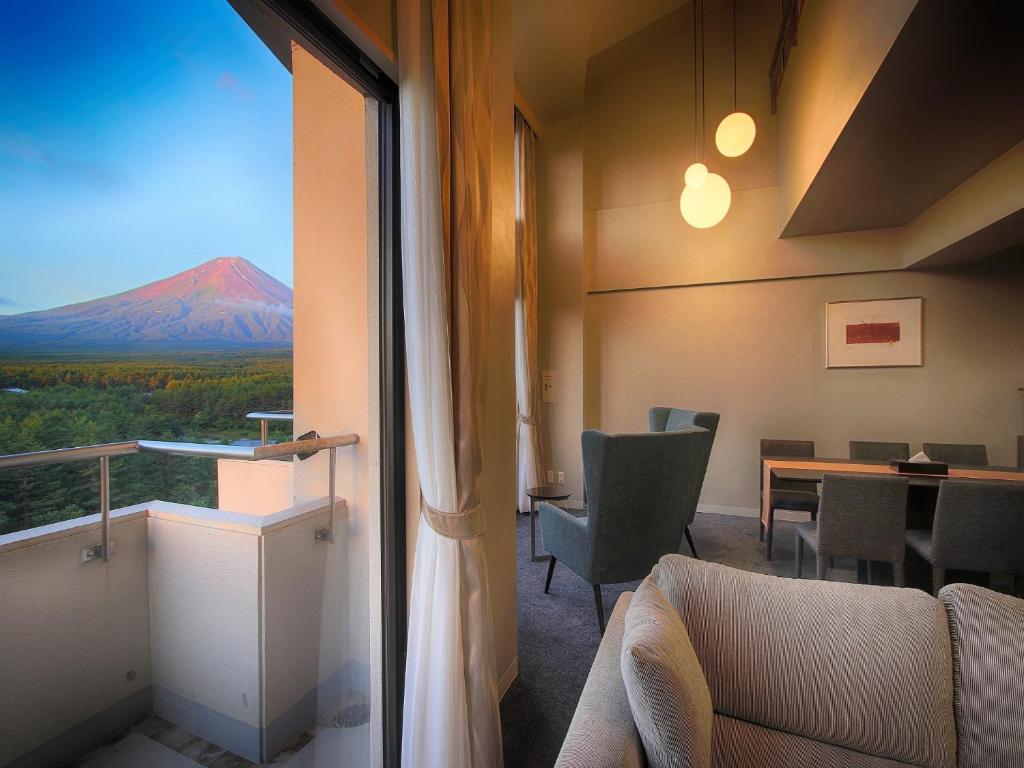 Hotel Regina Kawaguchiko 4