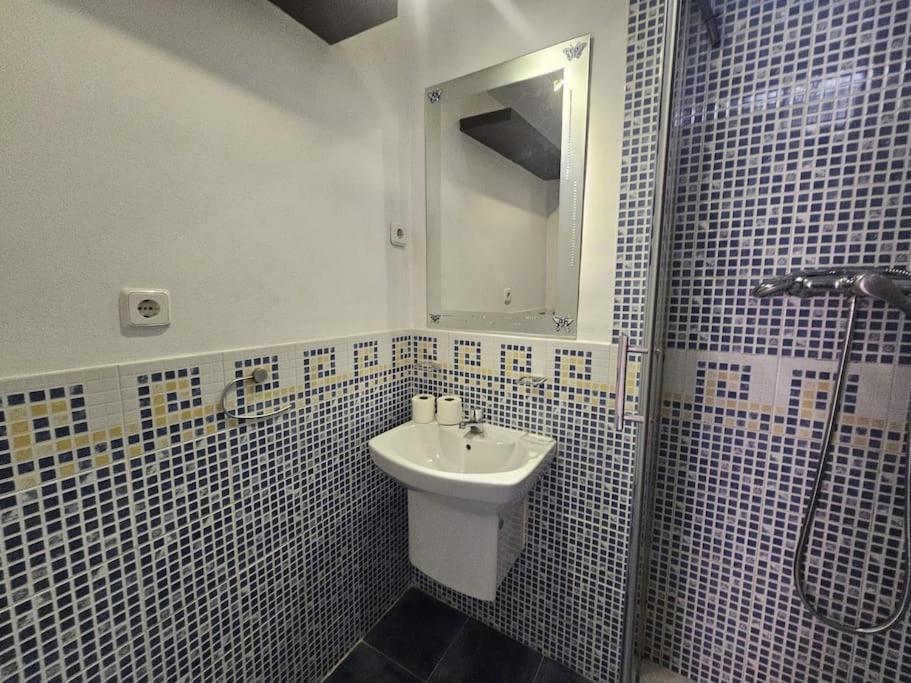 Apartamento único en Lucero - 2