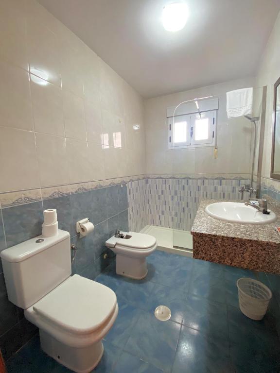 Apartamentos Maracay — Hotel rooms in Roquetas de Mar, Andalusia