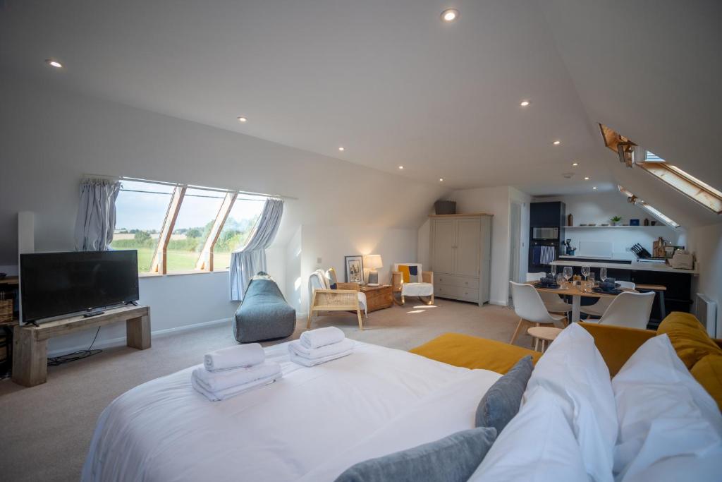 Stunning Studio with Countryside Views & Parking, Lugwardine