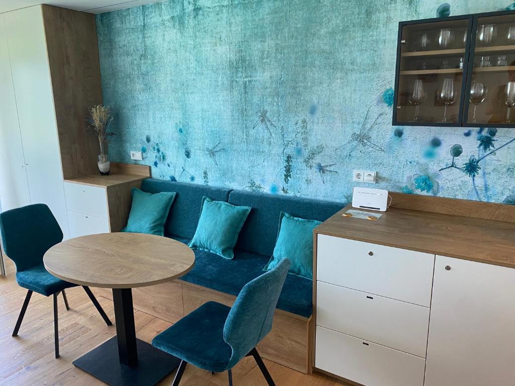 Seeblick 219, Strobl