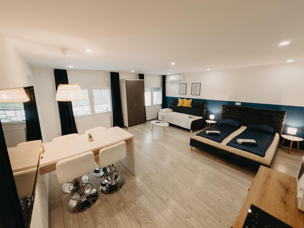 Marcos Apartments Victoriei - self check-in 전경