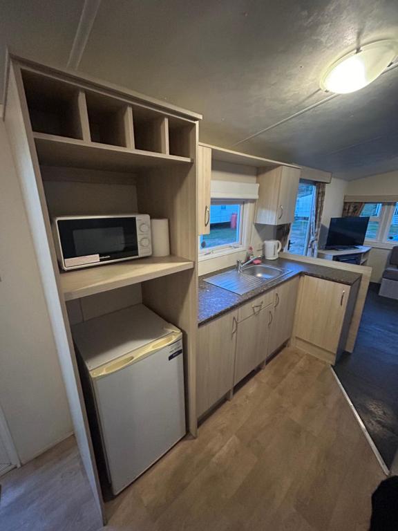 Caravan in Barmouth photo 4
