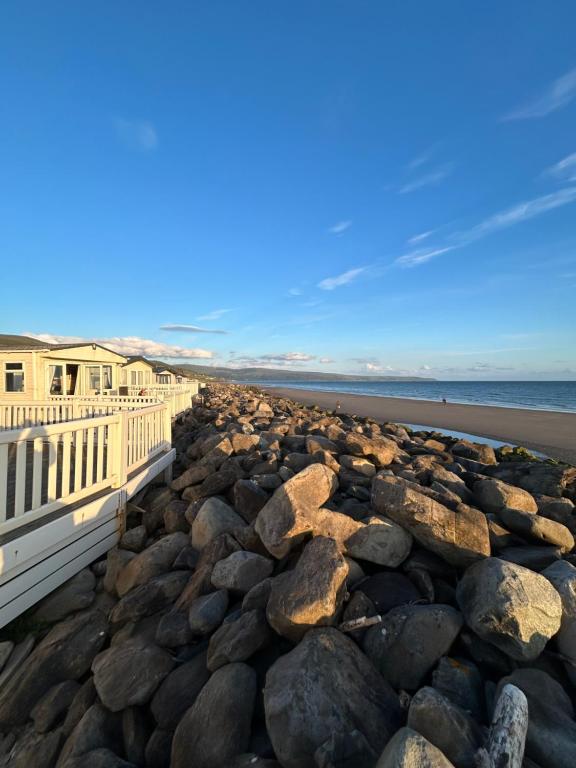 Caravan in Barmouth photo 6