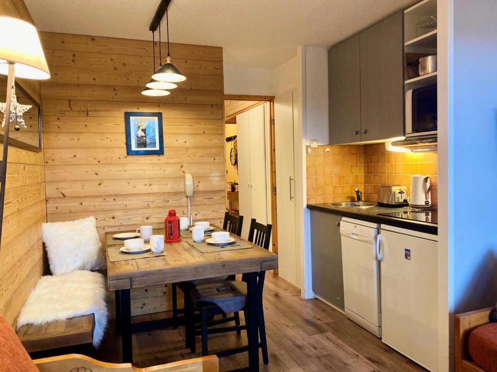 Résidence Themis - Chaleureux appartement rénové · Accès direct aux pistes · Vue pistes MAE-3344, Mâcot La Plagne