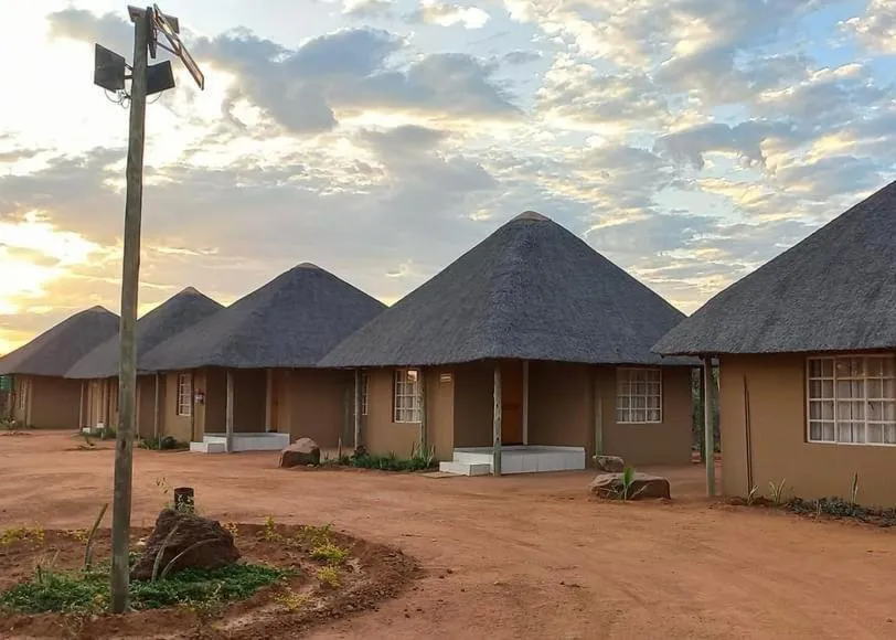 Pa Vula Hotels, hotel in Bokaa
