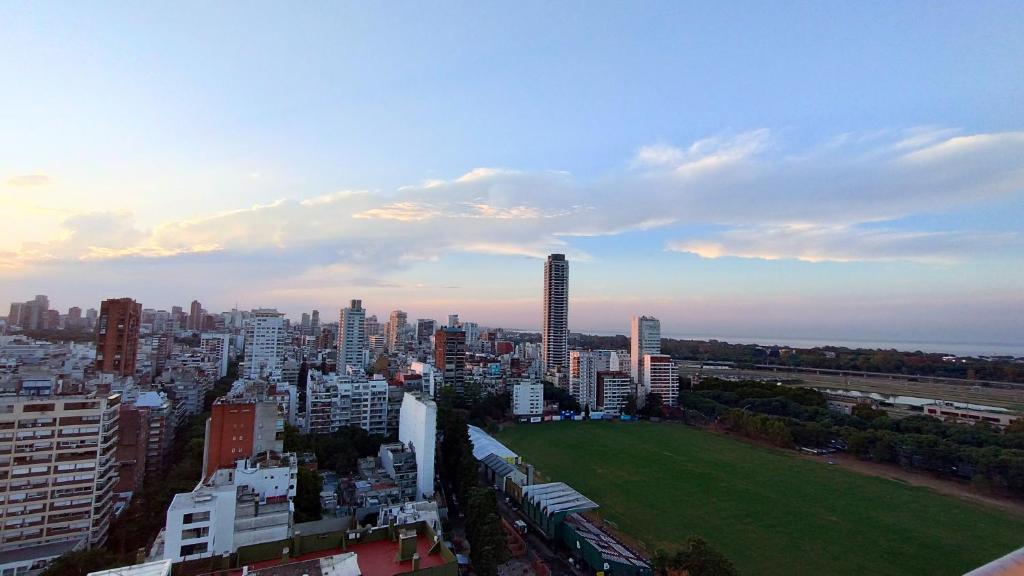 Super Offer! OCTOBER Incredible 2 Bedroom - 1