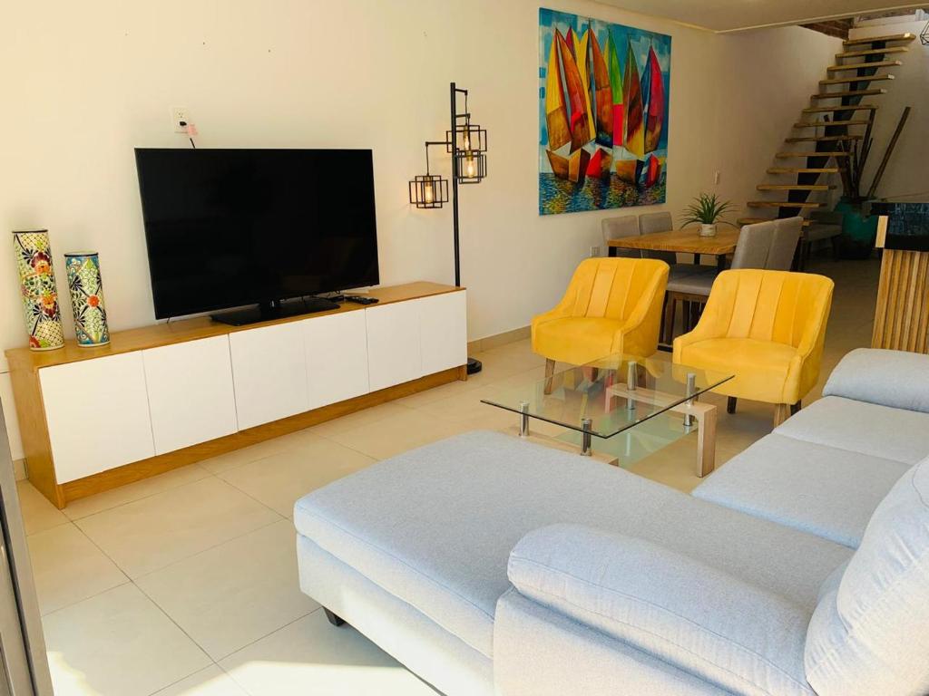 Apartamento Recien Remodelado a 5 min de la Playa - 1