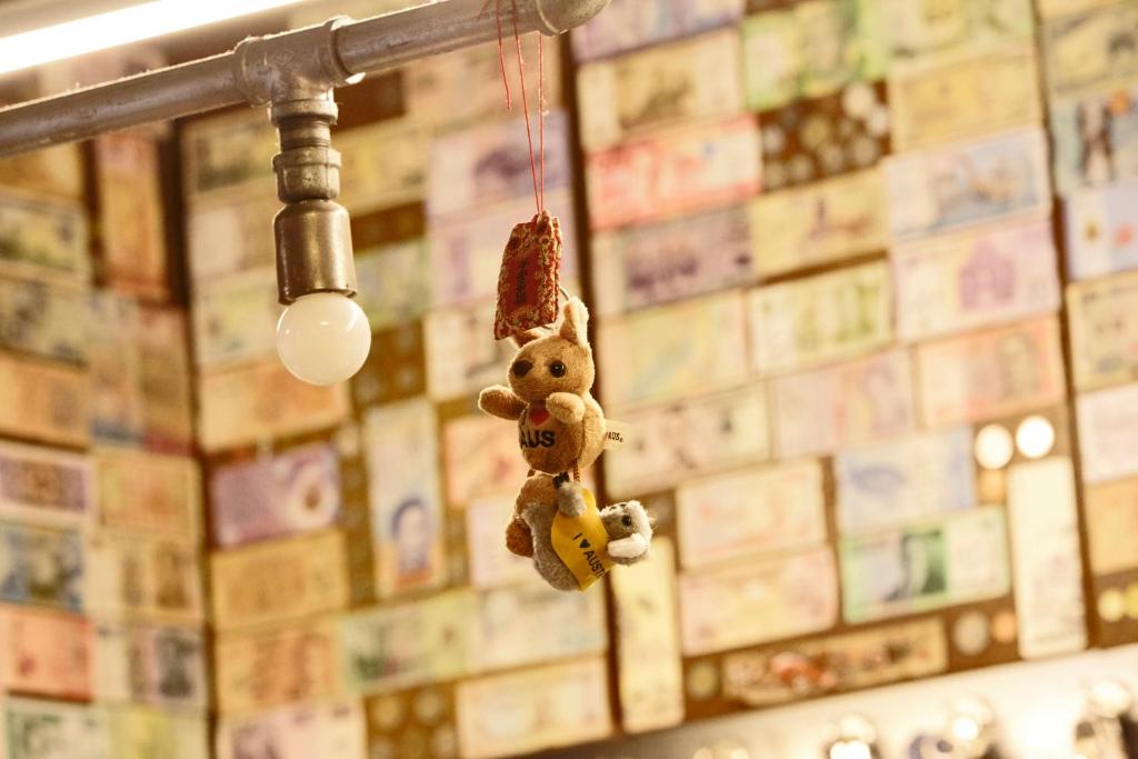 Shared lounge/TV area