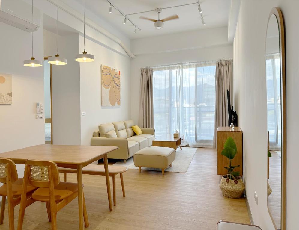 金黃色的, Luodong