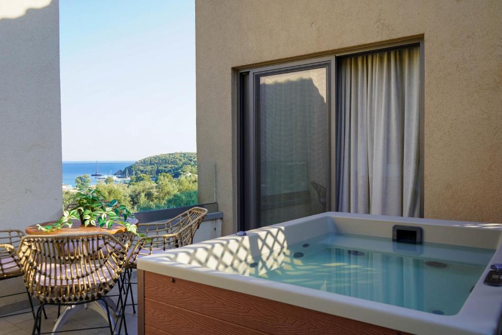 Golden Bay Suites & Maisonettes