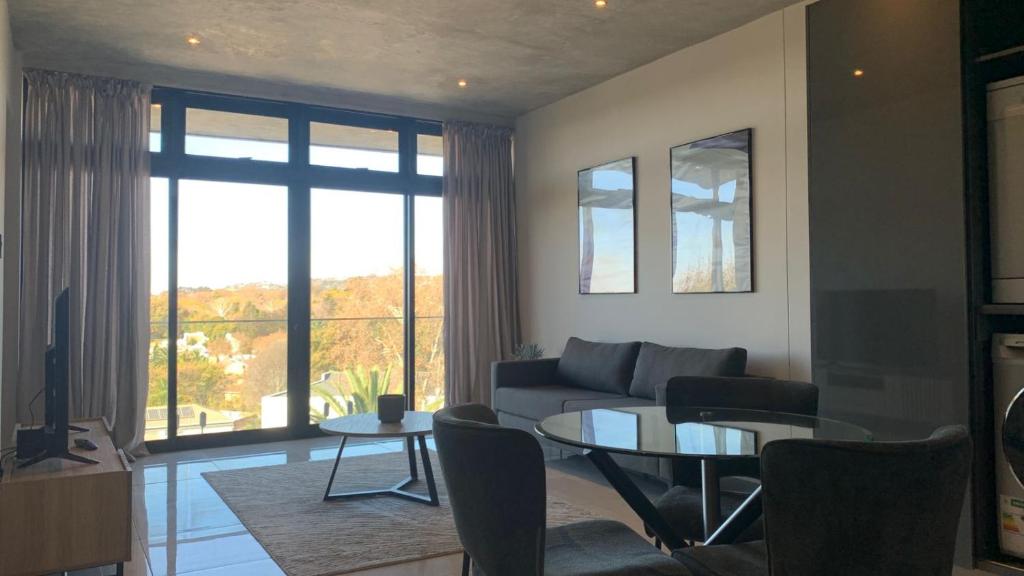 The Paramount Houghton, Johannesburg