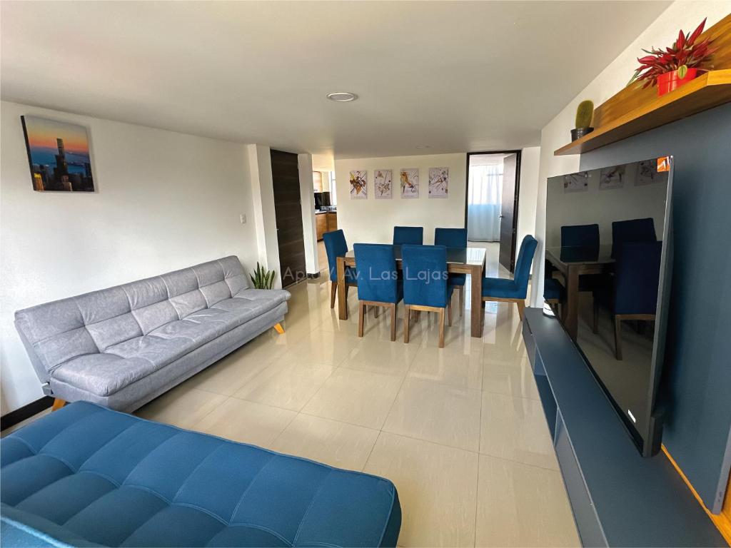 Apto 401 / Av. Las Lajas - 3