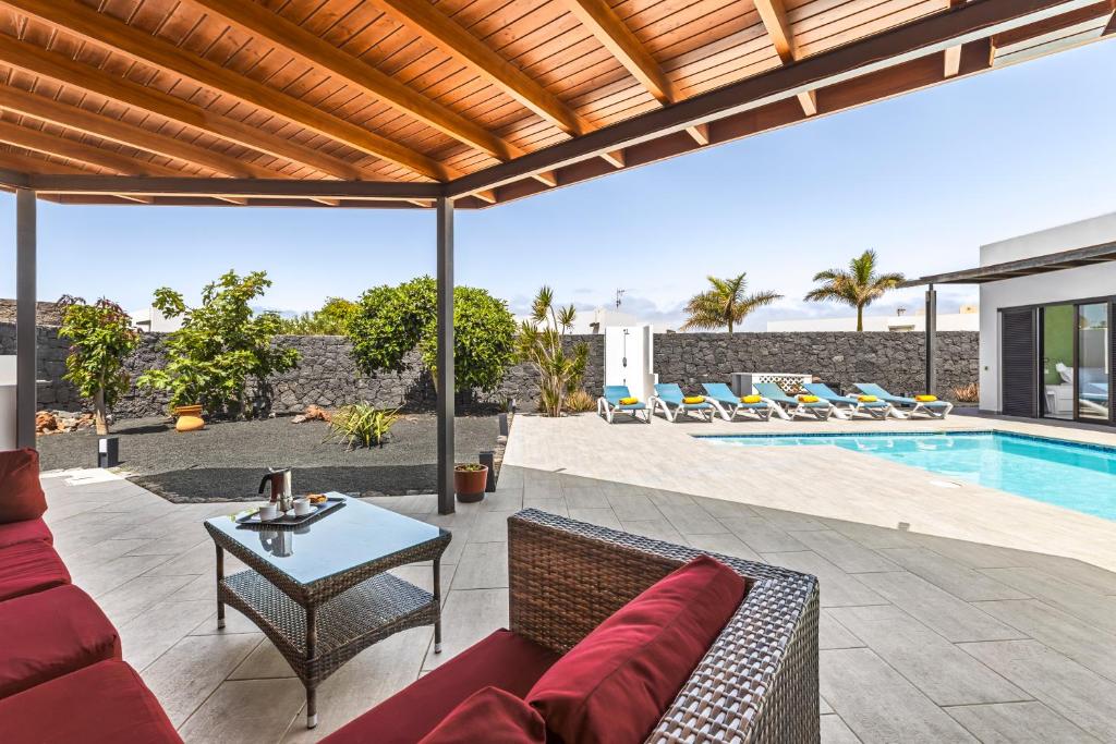 3 Bedroom Villa with Private Pool close to Papagayo Beach - 3